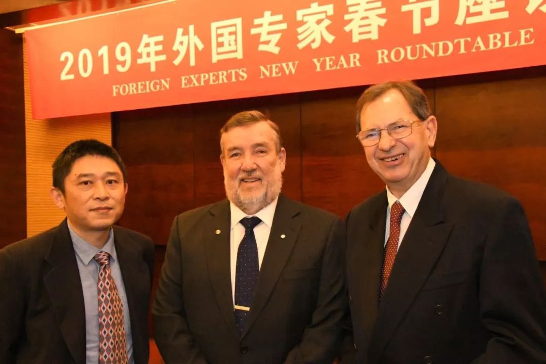 2019年，海珀获得江苏省特聘外国专家称号。