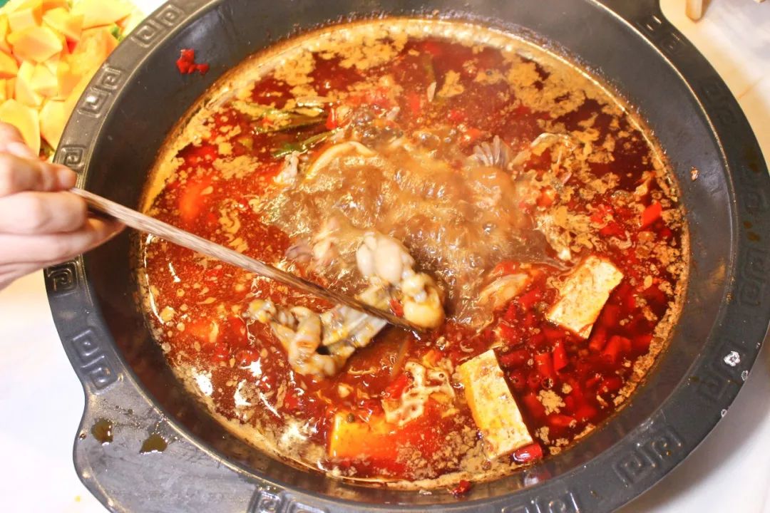 【团购】88元抢购「美蛙鱼火锅」4人超值套餐!简直不要太爽啦