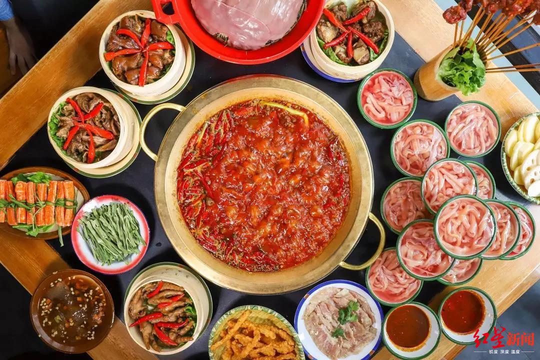 火锅新场景年味体验官新春耍成都带你体验成都最年味