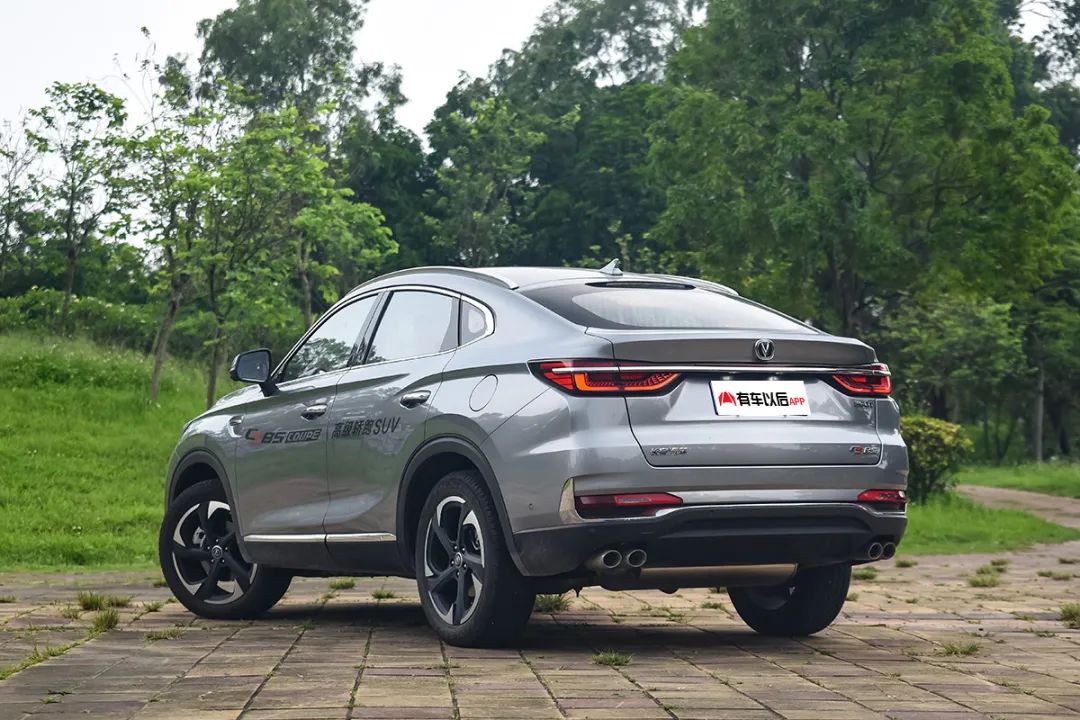 试国产大空间轿跑SUV，比汉兰达大气，比宝马X6帅！2.0T+8AT很带感