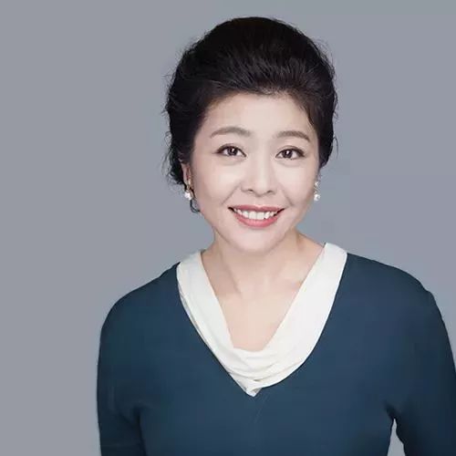 柏燕谊 心理咨询师 畅销书作家 cctv-12特约心理专家 柏燕谊,女,居于