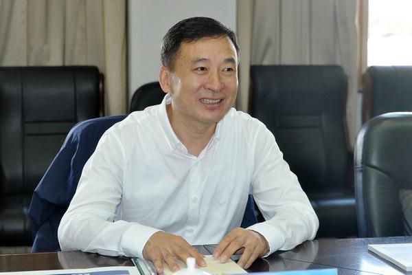 江苏省政府系列职务任免:樊金龙接替黄莉新任省行政学院院长