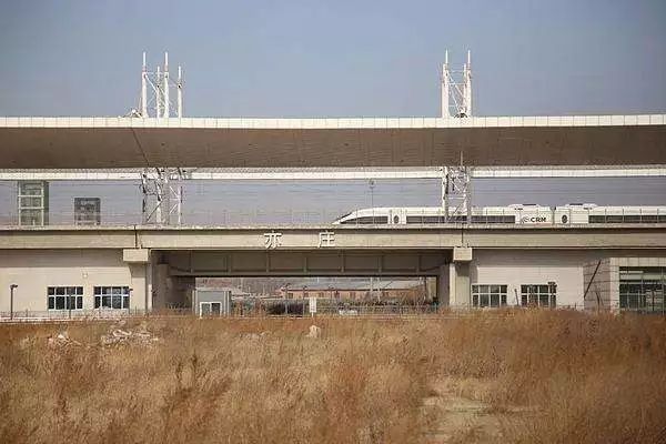 2008年8月1日,京津城际投入使用,亦庄火车站同期建成,当时的借口客流