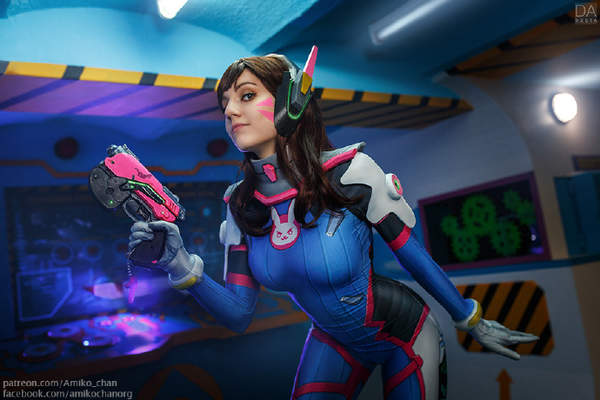 va 风情御姐最爱搞怪_八卦趣闻_新浪游戏_新浪网