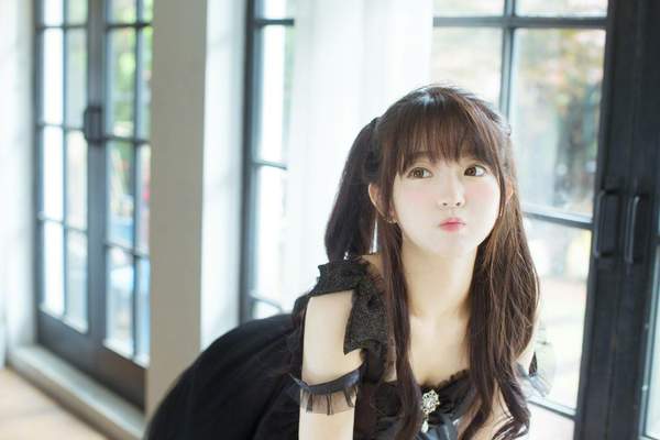 韩国第一美少女yurisa近照 暗黑风格的哥特式小萝莉