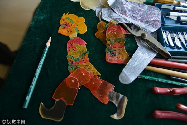 南京皮影“第一人”:62年守护 一生一台皮影戏