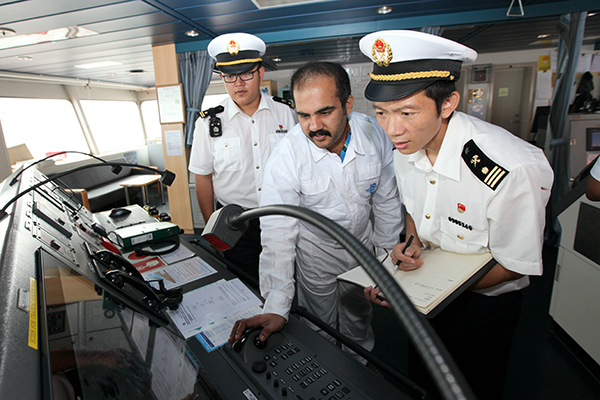 在混矿企业进行调研 李进/摄近日,在大连海关隶属大窑湾海关的监管下