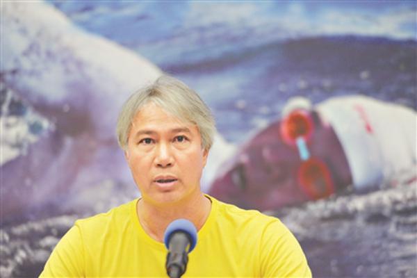 陈苏伟: 从小村游到英吉利海峡