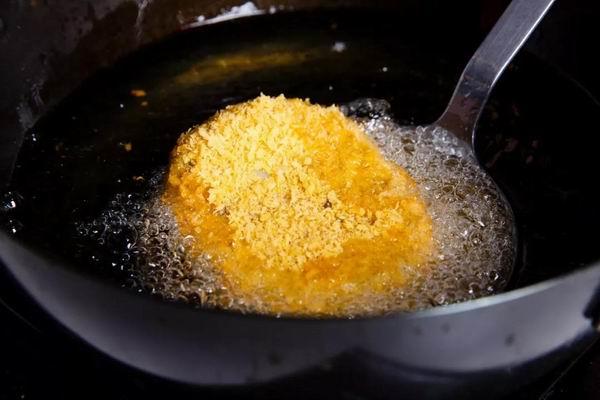 这一锅炸物,叫人尝到了幸福的味道|炸物|可乐饼|淀粉_新浪新闻