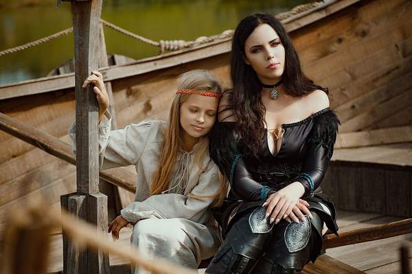 但如果你选择叶奈法,拿恭喜你,至少"白狼"杰洛特的女儿希里是很认同的