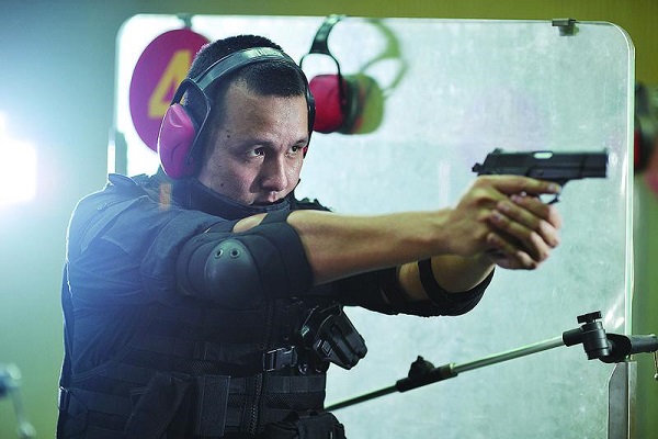 申城先锋8年淬炼铸就三连冠特警记公安松江分局特警支队副中队长