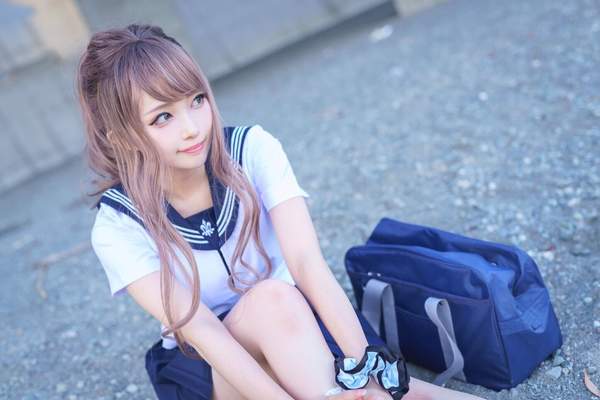 岛国美女coser制服写真气质女神天使面孔魔鬼身材