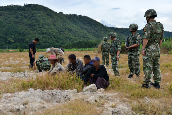 抓获偷渡人员