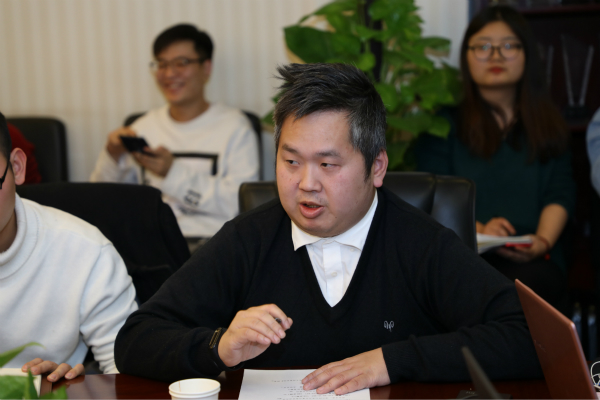 王裕庆(北大博士):在我来看,未来两岸先可以先从交流开始,再慢慢融合.