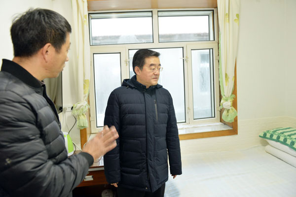 张庆伟在中国雪乡国家森林公园牡丹江市调研时强调依托冰天雪地大力