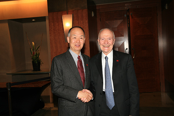 杨毅与前美国总统国家安全事务助理斯考洛夫特。