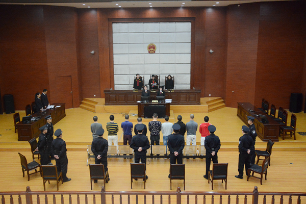 扫黑除恶专项斗争#涉黑分子难逃法网 "杨氏兄弟"团伙9漏犯领刑