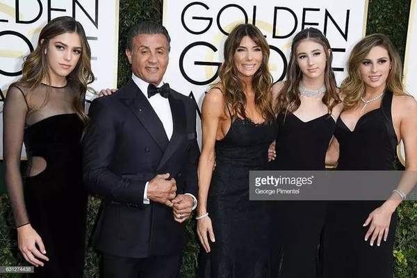 超高颜值美女竟是史泰龙二女儿大长腿逆天仙气十足