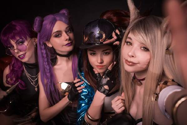 美女cos《英雄联盟》k/da女团 有颜有范,活力四射