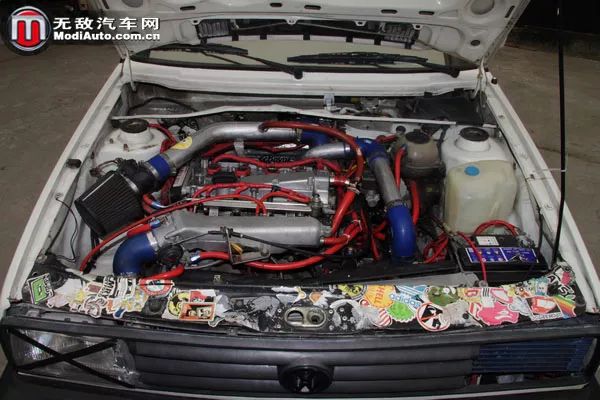 8升涡轮增压发动机,恰巧ea113发动机是铸铁中缸,可以使用更大的涡轮