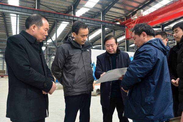 徐勤忠调研推进部分重点工业项目建设