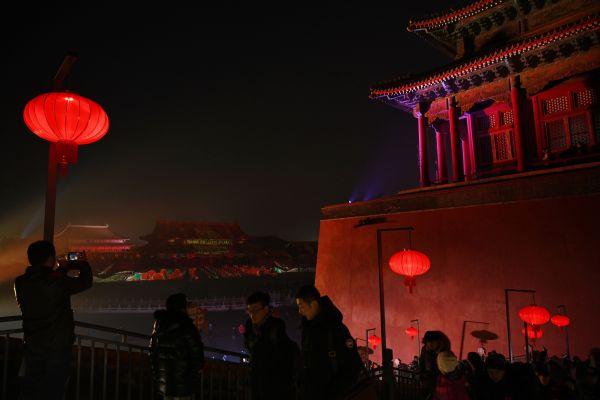 今晚是夜游故宫最后一晚 西媒:“紫禁城上元之夜”背后的秘密|上元|故宫|紫禁城_新浪新闻