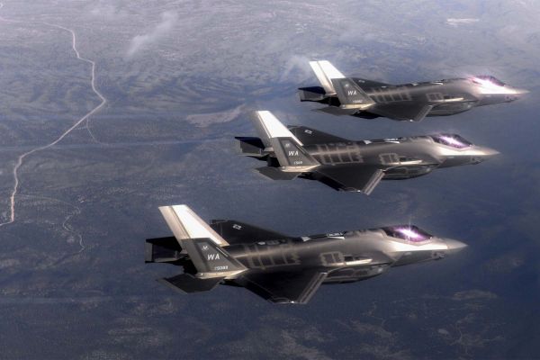 资料图片：美空军F-35A三机编队。（图片来源于网络）