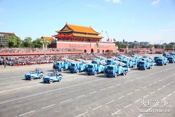 阅兵档案2009年国庆阅兵武器装备类型多科技含量高