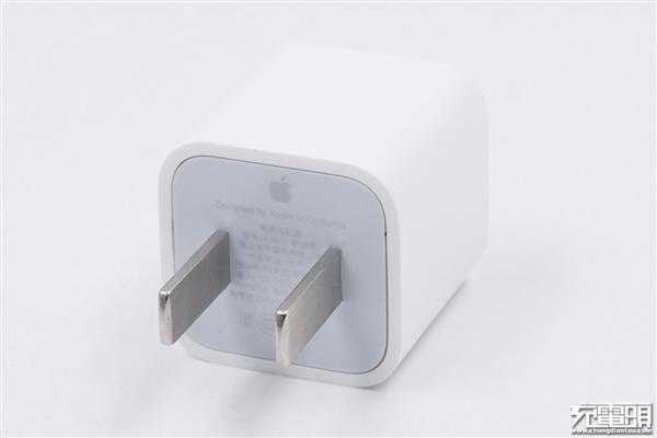 Iphone 11五福一安充电器拆解 万年不变 充电器 Iphone 手机 新浪科技 新浪网 Iphone 11五福一安充电器拆解 万年不变 充电器 Iphone 手机 新浪科技 新浪网