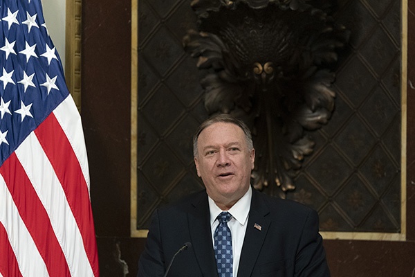 美国承认玻利维亚临时总统,莫拉莱斯发文谴责