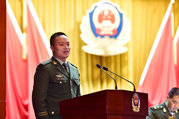 武警部队已向春蕾计划捐款9160万元惠及14万名女童