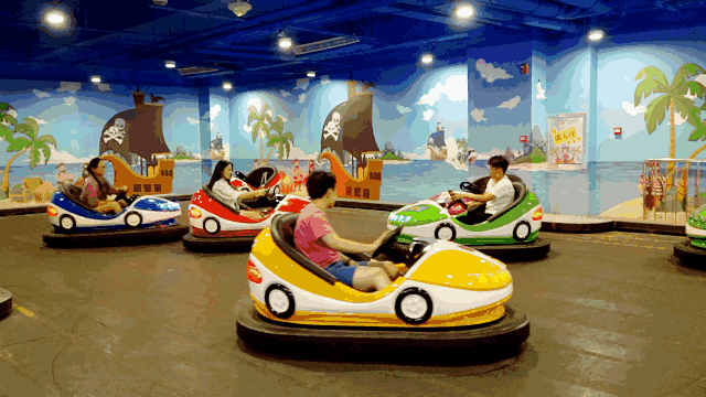 室内碰碰车碰碰车在室内也能玩?没错!