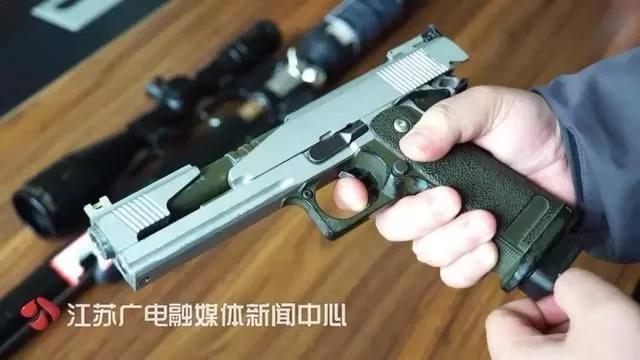 特大网络贩枪案被破贩枪暗语你那还有粮食吗要单射的