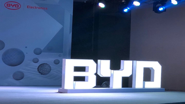 透支下半年新能源车销量，比亚迪前三季净利润微增3.09%