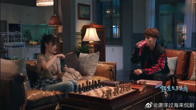 鳄鱼与牙签鸟 余不羁鼓励南恩去追高木 手机新浪网 鳄鱼与牙签鸟 余不羁鼓励南恩去追高木 手机新浪网