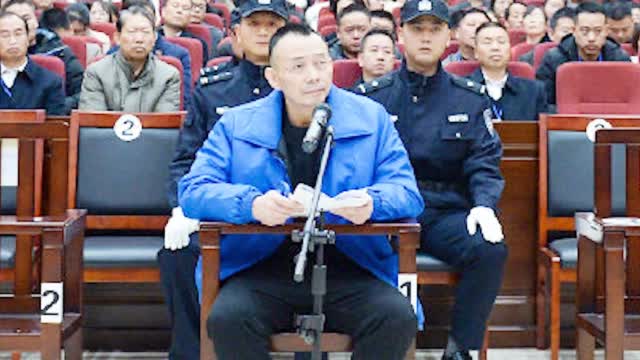 “操场埋尸案”主犯杜少平被判死刑 将邓世平迷晕后锤杀