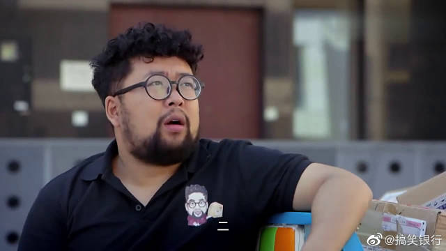 废柴兄弟:张晓蛟的口号真有意思,"阿蛟物流,爱拿不拿"