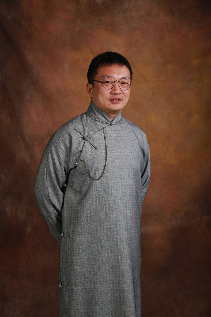 作者简介:王新靖,字安之,号汶上老者,祖籍莱芜,现居济南.