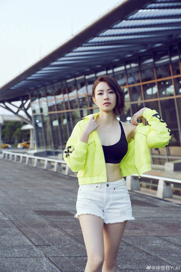 41岁徐怀钰近照惊艳像少女,昔日天后却落魄到参加选秀!