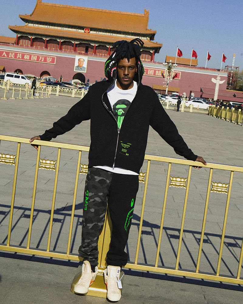 为庆祝北京首家,亦是中国内地第二家专门店的开业,undefeated 与 a