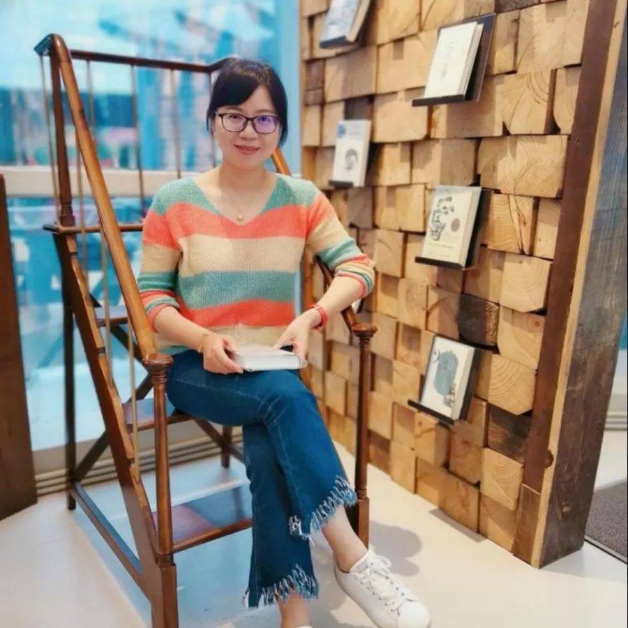 作家徐玲徐玲,著名儿童文学作家,中国作家协会会员,鲁迅文学院作家高