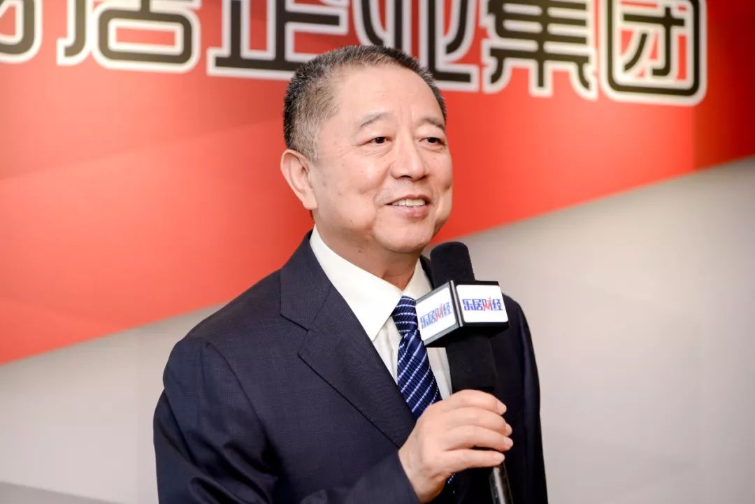 河南地产老总_河南发恩德老总图片