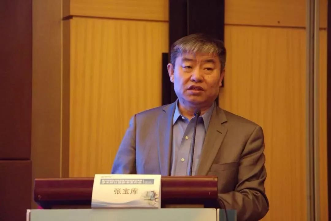中国医院协会秘书长张宝库在发布会暨学术研讨会上致辞,也高度赞赏
