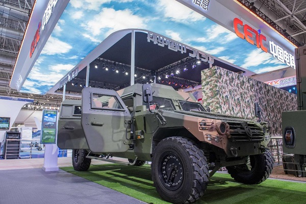 图为轻型高机动指挥车.