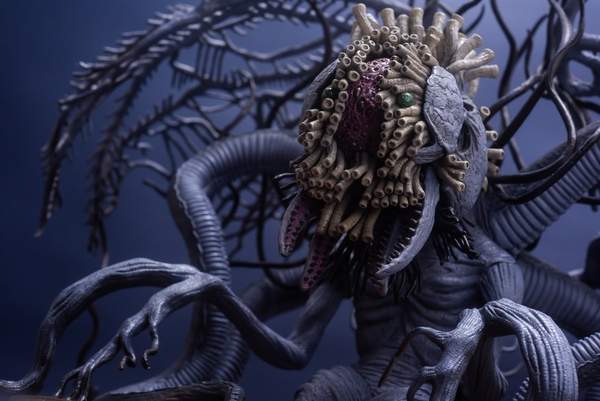 《血源》宇宙之女手办 双翼触手等构造细节完美还原