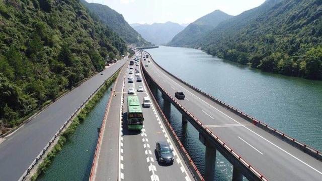 金丽温高速丽水段58590米长大沿江桥梁完成"体检"