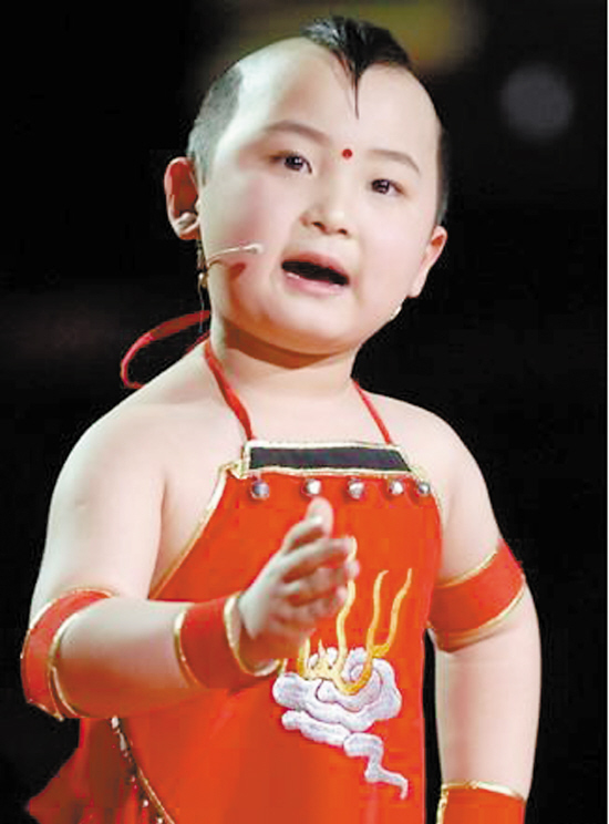 粉嫩可爱的邓鸣贺(资料图片)