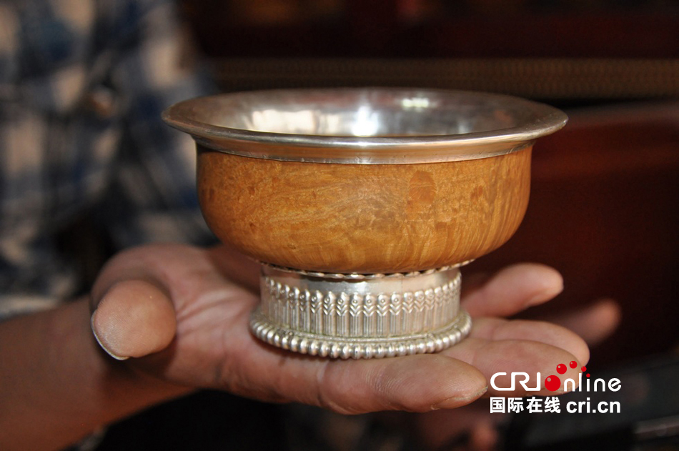 西藏五十年林芝巴宜之藏式木碗小店高清组图