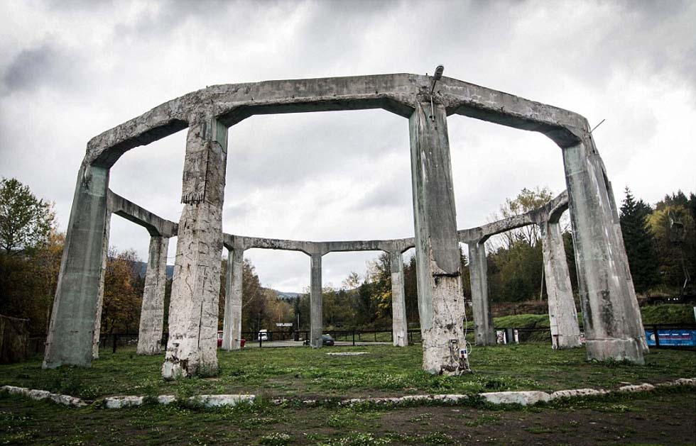 探秘二战纳粹绝密地堡强迫数千战俘建造用途至今成谜组图