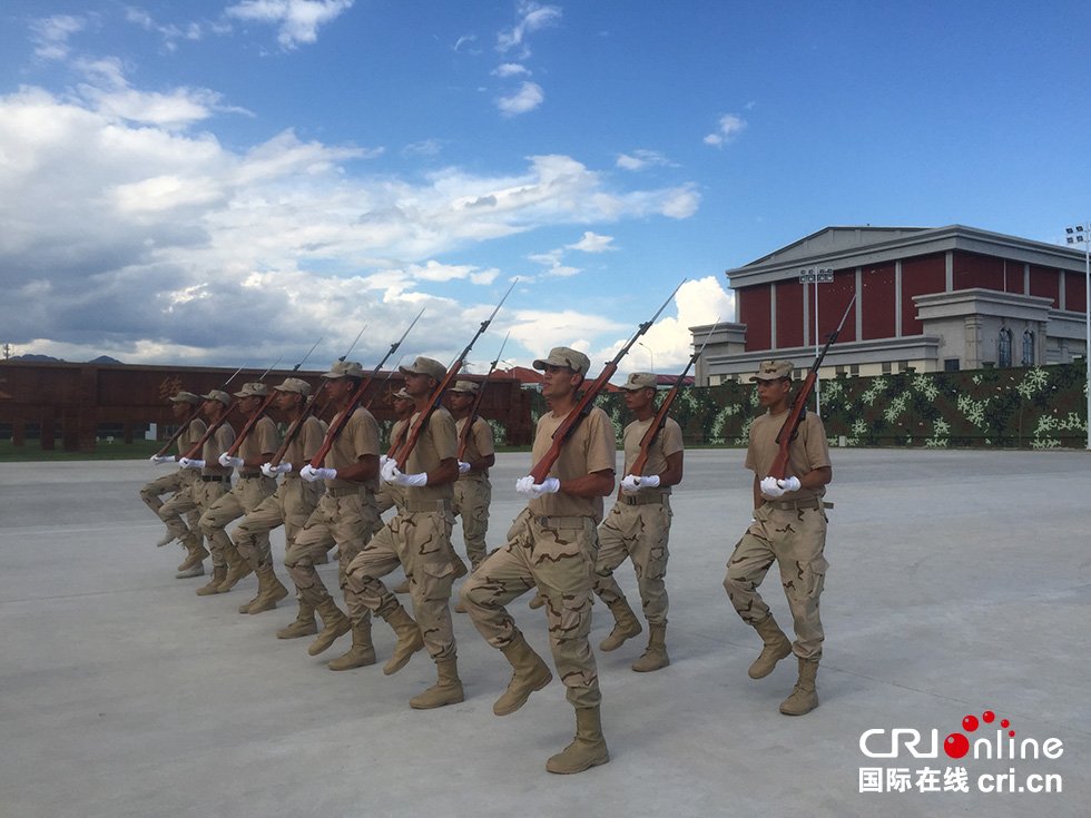 "9·3"阅兵埃及方队官兵练兵场挥洒汗水力保阅兵效果(高清组图)